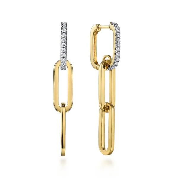 Earrings Robison Jewelry Co. Fernandina Beach, FL