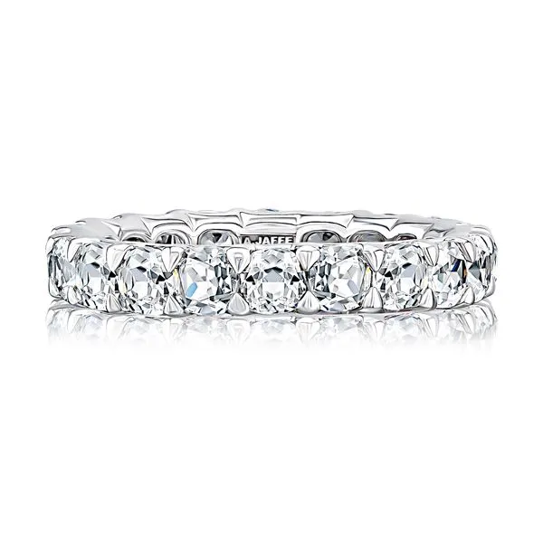 A.Jaffe 14Kw Cushion Cut Diamond Band Rolland's Jewelers Libertyville, IL