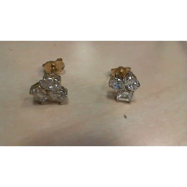 Lab Grown Diamond Earrings Rolland's Jewelers Libertyville, IL