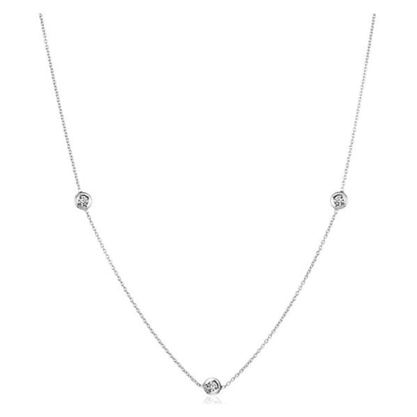 Roberto Coin 5 Diamond Station Necklace Image 2 Rolland's Jewelers Libertyville, IL