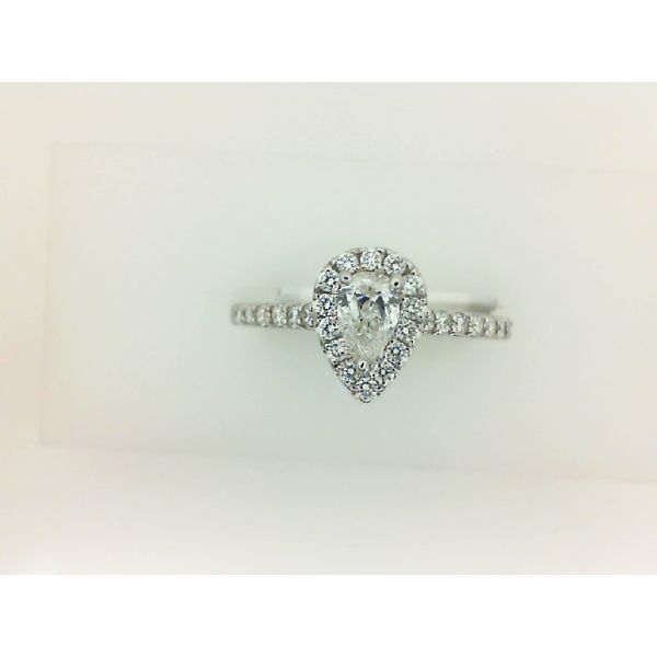 Engagement Ring Romm Diamonds Brockton, MA