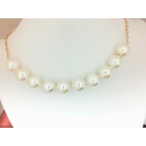 Diamond Edged Freshwater Pearl Necklace