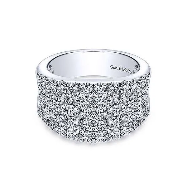 Stunning Gabriel & Co diamond ring. Root Jewelers Medford, OR