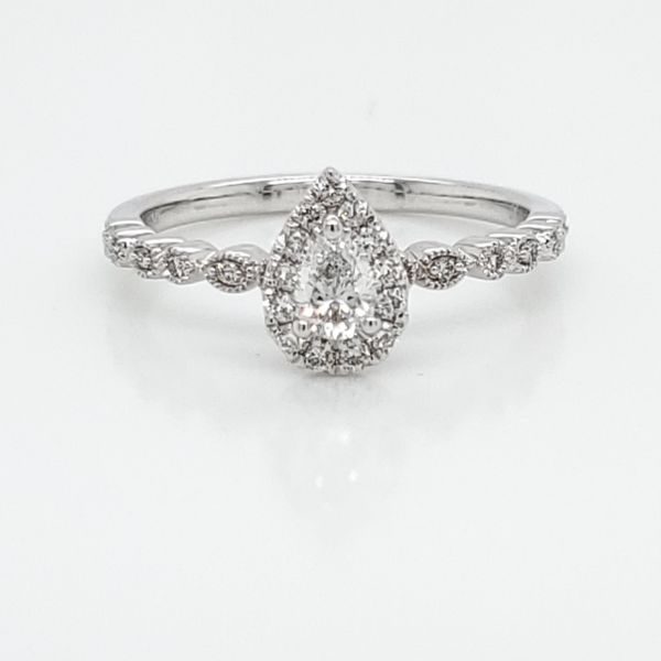 Engagement Ring Ross Elliott Jewelers Terre Haute, IN