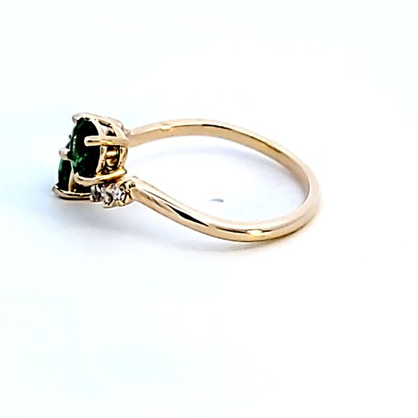 14KY Green Sapphire Fashion Ring Image 4 Ross Elliott Jewelers Terre Haute, IN