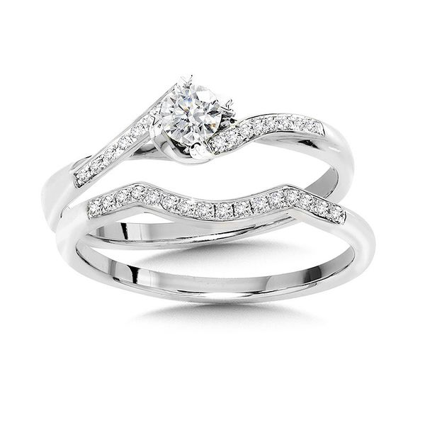 SPIRAL DIAMOND ENGAGEMENT RING IN WHITE GOLD Sam Dial Jewelers Pullman, WA
