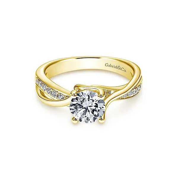 Yellow Gold Twisted Split Shank Ring Sam Dial Jewelers Pullman, WA