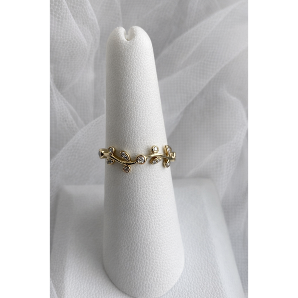 Leaf Ring Sam Dial Jewelers Pullman, WA