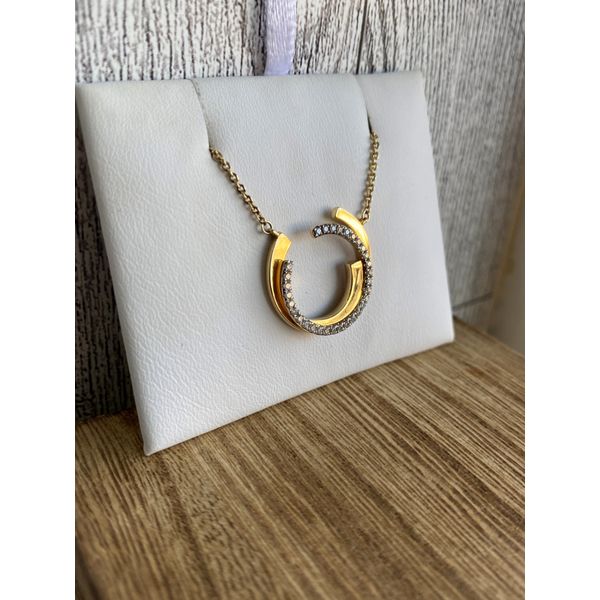 14KY Diamond Circle Pendant Image 2 Sam Dial Jewelers Pullman, WA