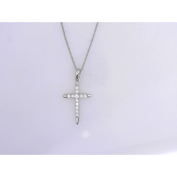 White Gold Diamond Pendant Sam Dial Jewelers Pullman, WA