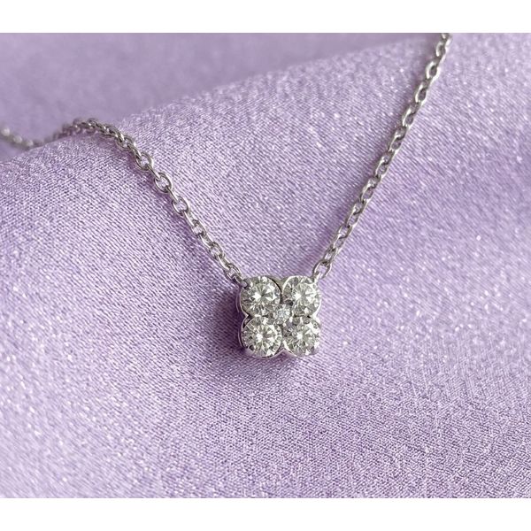 Diamond Clover Necklace Sam Dial Jewelers Pullman, WA
