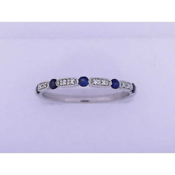 Sapphire and Diamond Ring Sam Dial Jewelers Pullman, WA