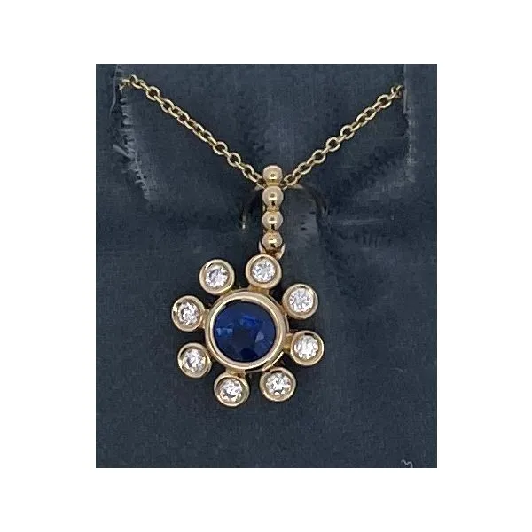 YELLOW GOLD NATURAL SAPPHIRE AND DIAMOND DAISY PENDANT Sam Dial Jewelers Pullman, WA