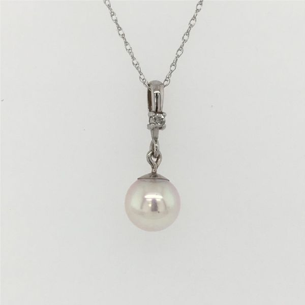 Akoya Pearl Pendant Sam Dial Jewelers Pullman, WA