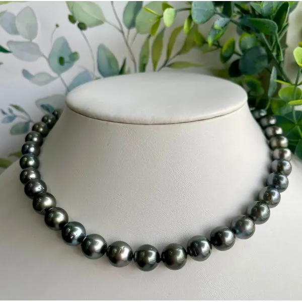 BLACK TAHITIAN PEARL NECKLACE Sam Dial Jewelers Pullman, WA