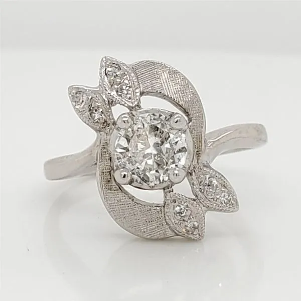 DIAMOND FIREFLY RING IN WHITE GOLD Sam Dial Jewelers Pullman, WA