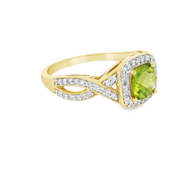 0.84ctw Cushion Peridot Fashion Ring Image 2 S&E Jewelers Depew, NY