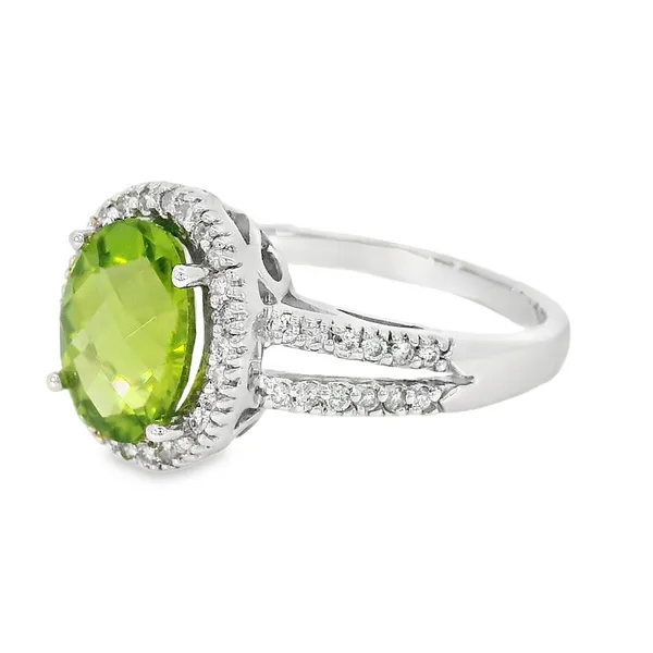 10Kt White Gold Oval Peridot Fashion Ring Image 3 S&E Jewelers Depew, NY