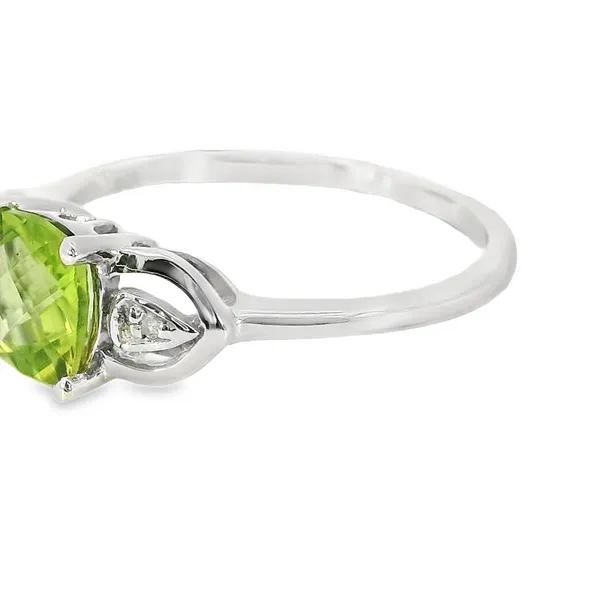 10 Karat White Gold 0.84ctw Cushion Peridot Fashion Ring Image 3 S&E Jewelers Depew, NY
