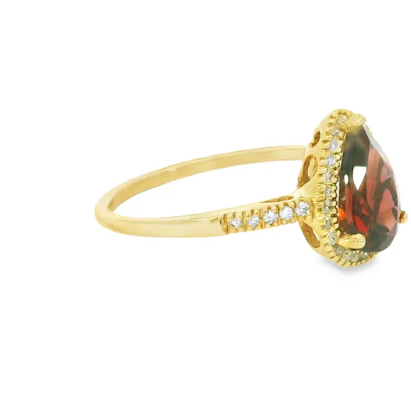 1.20ctw Pear Garnet Fashion Ring Image 2 S&E Jewelers Depew, NY