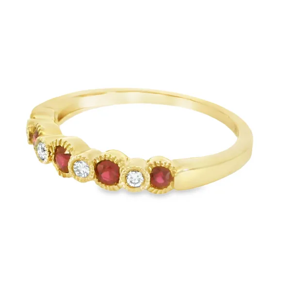 14 Karat Yellow Gold Fashion Ring Image 3 S&E Jewelers Depew, NY