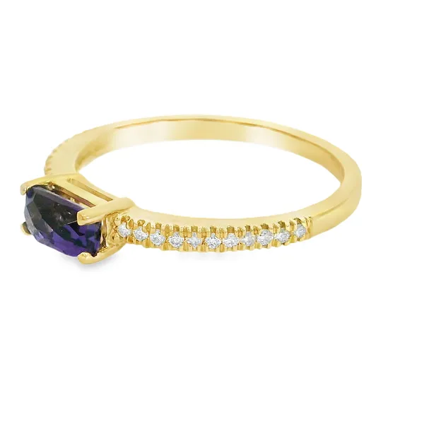 14 Karat Yellow Gold 0.28ctw Rectangular Cushion Amethyst Fashion Ring Image 3 S&E Jewelers Depew, NY