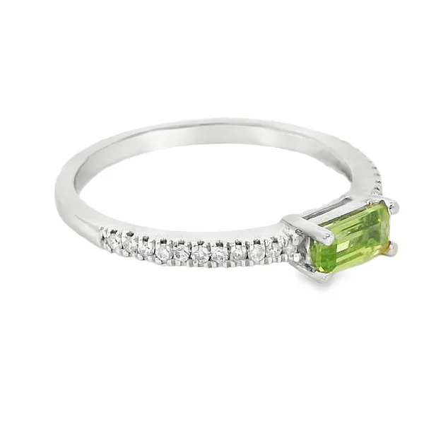 14 Karat White Gold 0.32ctw Rectangular Cushion Peridot Fashion Ring Image 2 S&E Jewelers Depew, NY