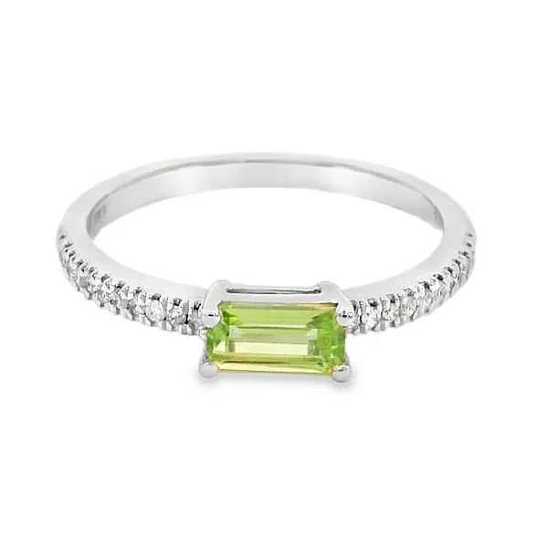 14 Karat White Gold 0.32ctw Rectangular Cushion Peridot Fashion Ring S&E Jewelers Depew, NY