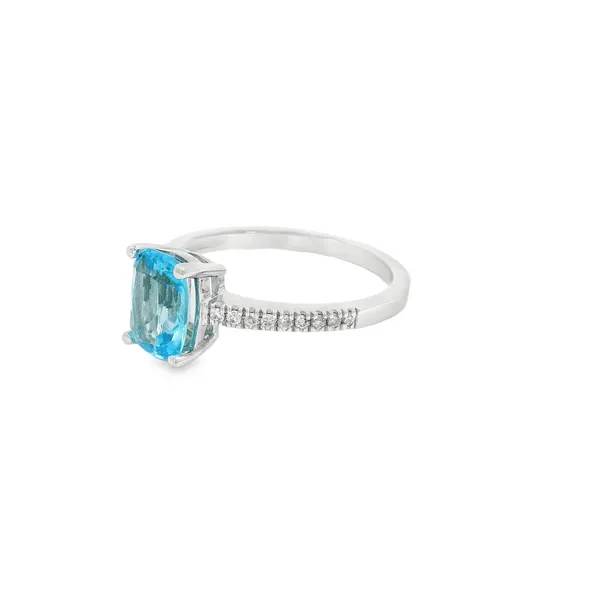 10 Karat White Gold 1.36ctw Rectangular Cushion Blue Topaz Fashion Ring Image 3 S&E Jewelers Depew, NY