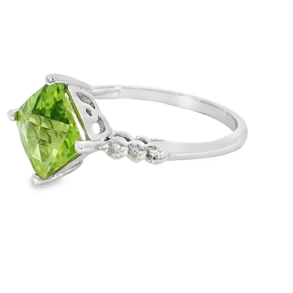 14 Karat White Gold Peridot Fashion Ring Image 3 S&E Jewelers Depew, NY