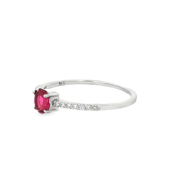 Ring Image 2 S&E Jewelers Depew, NY
