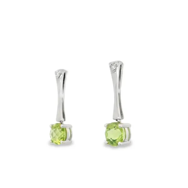 14KT Gold Peridot Earrings Image 3 S&E Jewelers Depew, NY