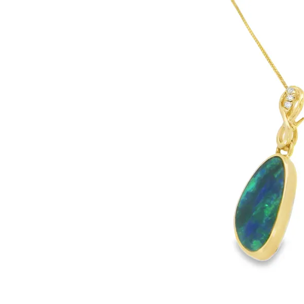 14Kt Yellow Doublet Opal Pendant Image 3 S&E Jewelers Depew, NY
