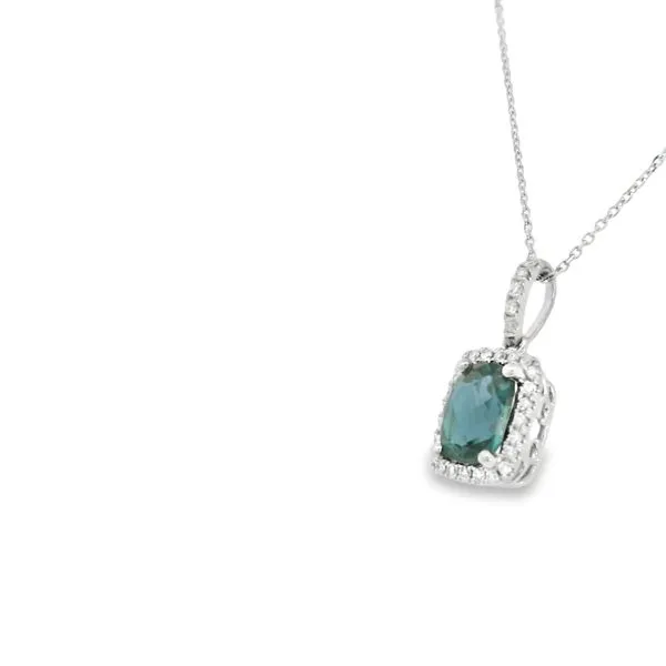 Pendants Image 3 S&E Jewelers Depew, NY