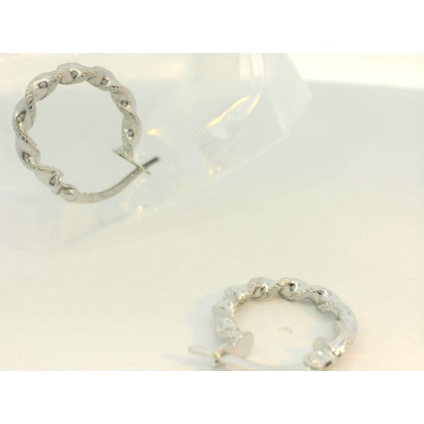 Gold Earrings Sather Jewelry Spooner, WI