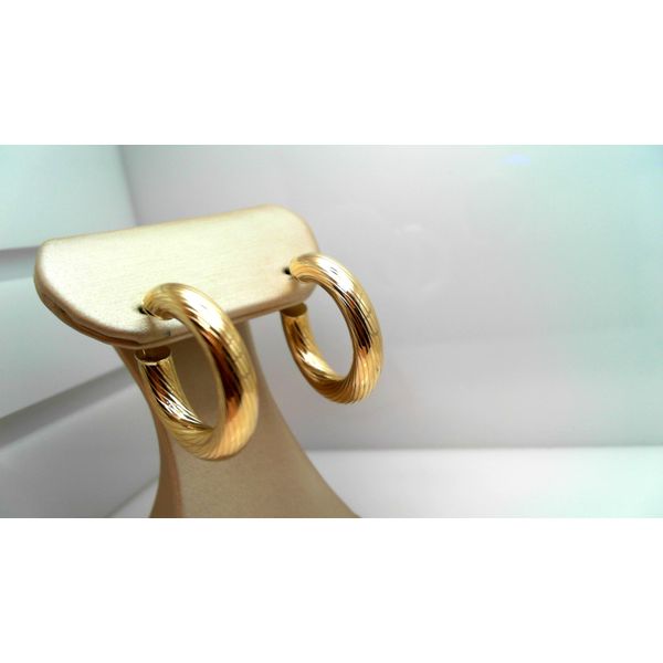 Gold Earrings Sather's Leading Jewelers Fort Collins, CO