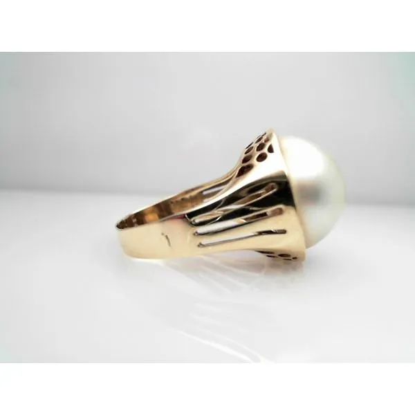 14Kt Yellow Gold Mabe Pearl Ring Image 2 Sather's Leading Jewelers Fort Collins, CO