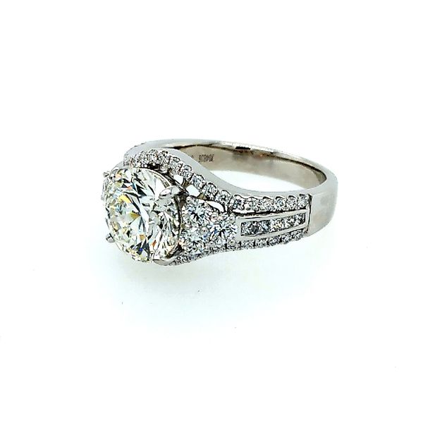 White Gold and Diamond Halo Ring Image 2 Saxons Fine Jewelers Bend, OR