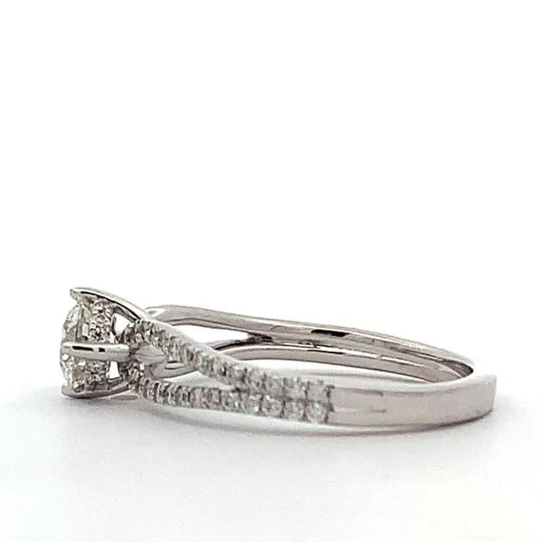 Hearts on Fire. 18 Karat White Gold Diamond Brielle Split Shank Ring Image 2 Saxons Fine Jewelers Bend, OR