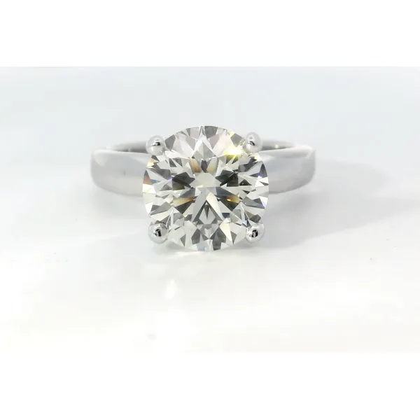 Hearts on Fire. 18 Karat White Gold Serenity Select Complete Solitaire Saxons Fine Jewelers Bend, OR