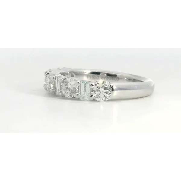 Platinum Diamond Emerald Round 9 Shared Prong Band Image 2 Saxons Fine Jewelers Bend, OR