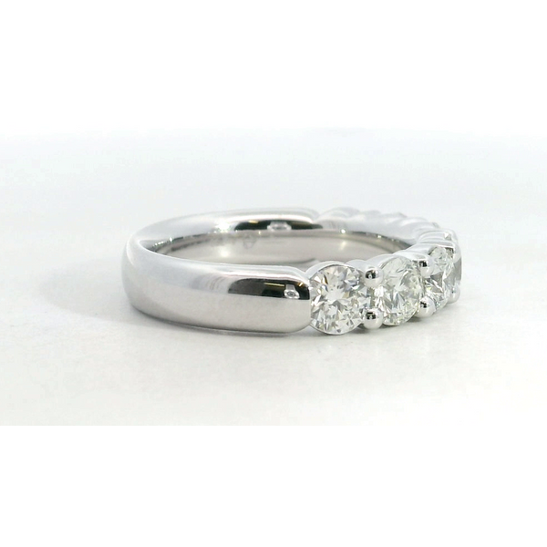 Wedding Band Image 2 Saxons Fine Jewelers Bend, OR