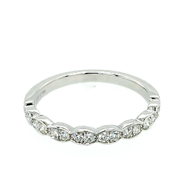 Hearts on Fire. 18 Karat White Gold Lorelei Floral Diamond Band 0.22ctw Saxons Fine Jewelers Bend, OR