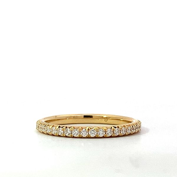 Hearts on Fire. <br>Vela 18K Yellow Gold French Cut Pavé Diamond Band Saxons Fine Jewelers Bend, OR