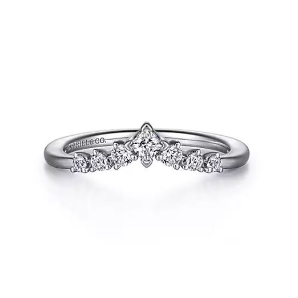 Gabriel & Co. Curved Diamond Anniversary Band Saxons Fine Jewelers Bend, OR