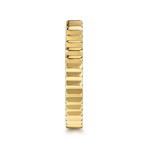 Gabriel & Co. 14 Karat Yellow Gold Diamond Cut Plain Stackable Band Image 3 Saxons Fine Jewelers Bend, OR