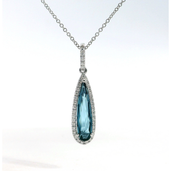 Necklaces Saxons Fine Jewelers Bend, OR