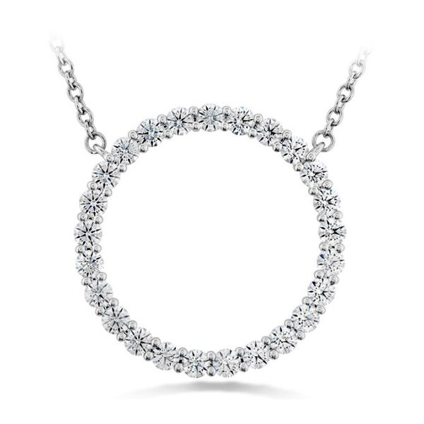 Hearts on Fire. Diamond Circle Pendant Saxons Fine Jewelers Bend, OR