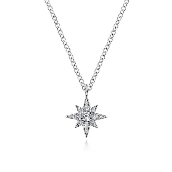 Pendant/Necklace Saxons Fine Jewelers Bend, OR