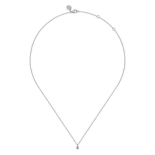 Pendant/Necklace Image 2 Saxons Fine Jewelers Bend, OR